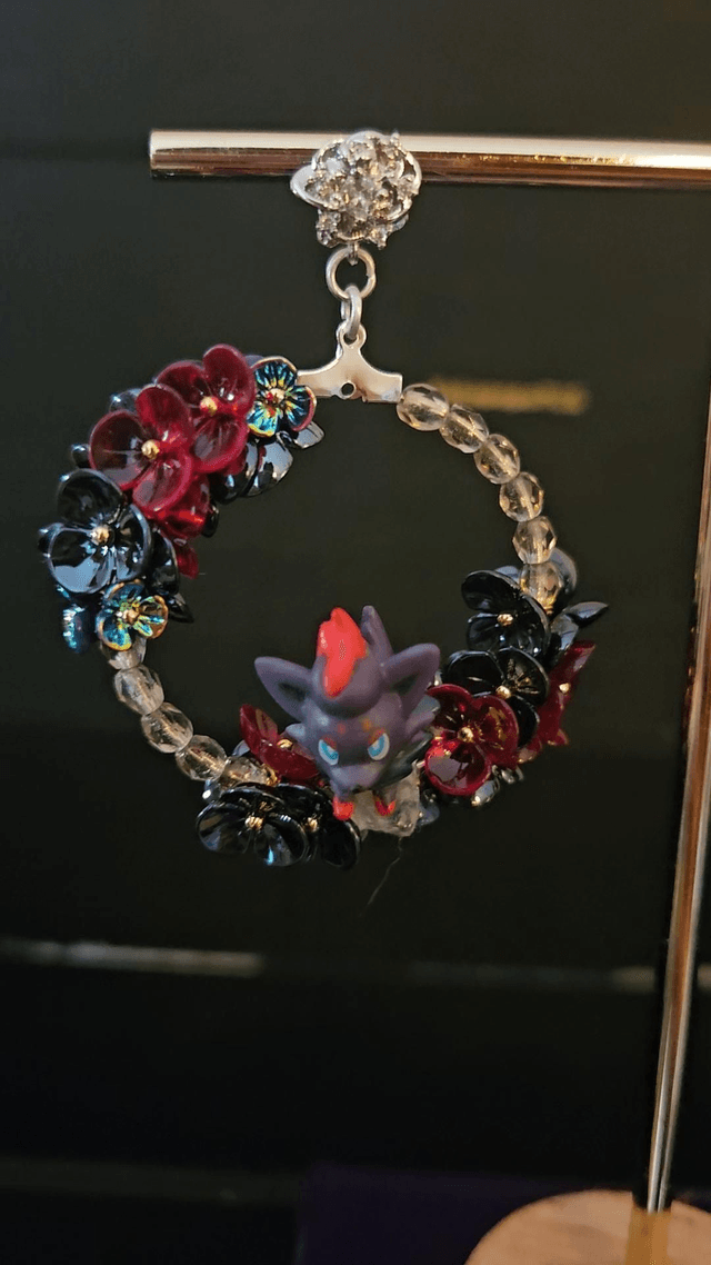 Zorua autumn season